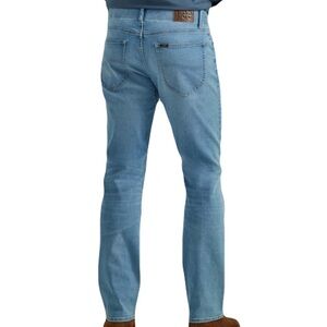 Lee men’s Extreme Motion Jean